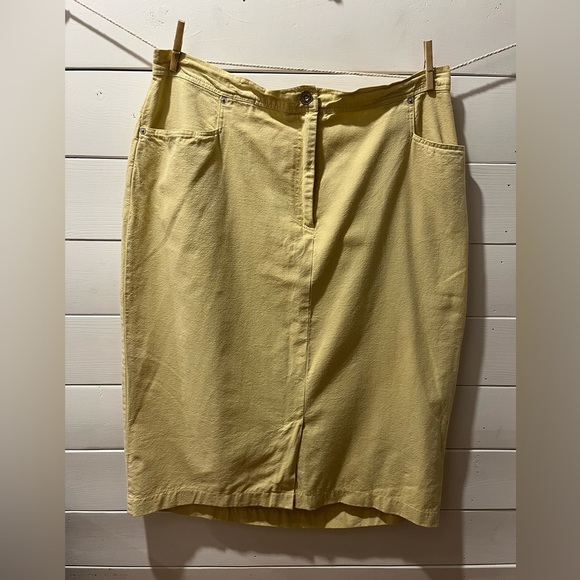 LORI MICHAELS for CLAIRE FRANCE – Size 18 – Vintage Yellow Denim Skirt - Picture 6 of 8